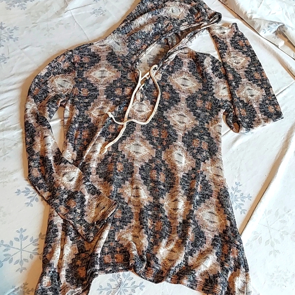 Rue21, large, brown, black, pink